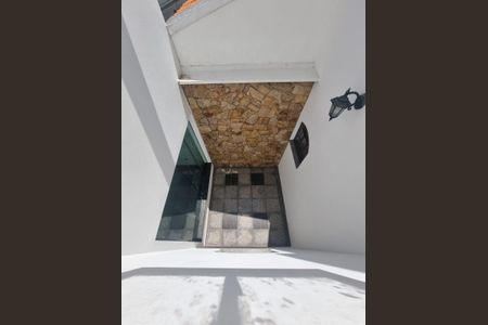 Casa à venda com 219m², 3 quartos e 5 vagasVaranda