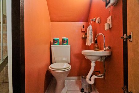 Casa à venda com 110m², 2 quartos e sem vagaLavabo