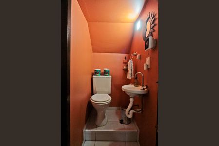 Casa à venda com 110m², 2 quartos e sem vagaLavabo