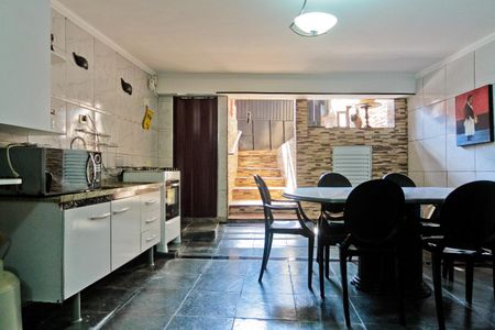 Casa à venda com 110m², 2 quartos e sem vagaSalão