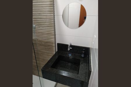 Casa à venda com 3 quartos, 110m² em Vila Macedopolis, São Paulo