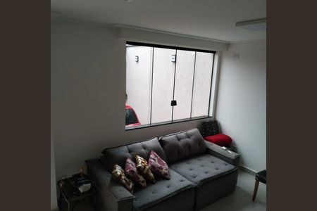 Casa à venda com 3 quartos, 110m² em Vila Macedopolis, São Paulo