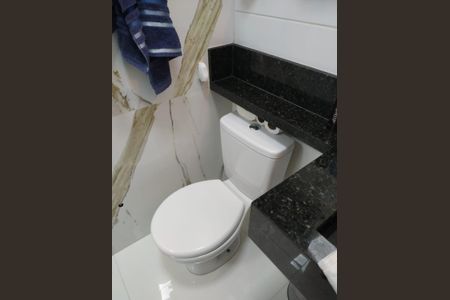 Casa à venda com 3 quartos, 110m² em Vila Macedopolis, São Paulo