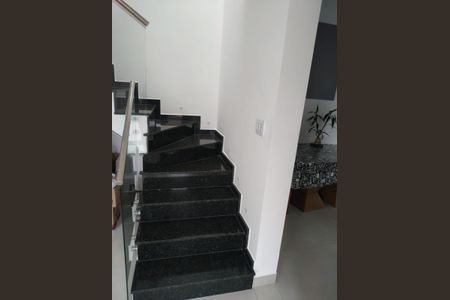 Casa à venda com 3 quartos, 110m² em Vila Macedopolis, São Paulo