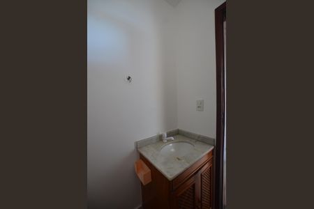 Apartamento para alugar com 210m², 4 quartos e 2 vagasLavabo