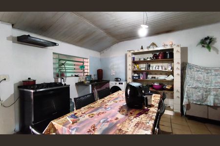 Casa à venda com 150m², 5 quartos e 1 vagaCozinha da Edícula
