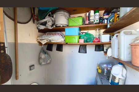 Casa à venda com 150m², 5 quartos e 1 vagaBanheiro de serviço