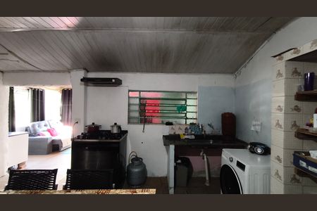 Casa à venda com 150m², 5 quartos e 1 vagaCozinha da Edícula