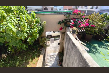 Casa à venda com 150m², 5 quartos e 1 vagaEntrada