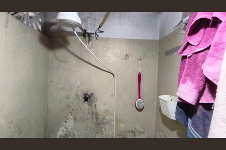 Casa à venda com 150m², 5 quartos e 1 vagaBanheiro da Edícula