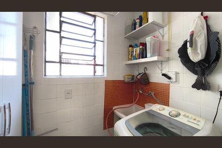 Casa à venda com 150m², 5 quartos e 1 vagaÁrea de Serviço