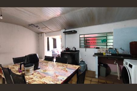 Casa à venda com 150m², 5 quartos e 1 vagaCozinha da Edícula