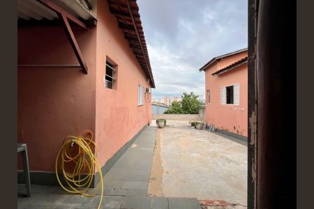 Casa para alugar com 350m², 4 quartos e 4 vagasQuintal