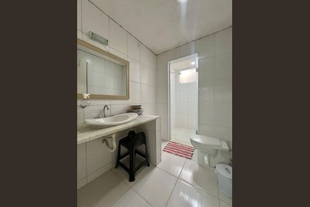 Casa para alugar com 350m², 4 quartos e 4 vagasBanheiro da Suíte