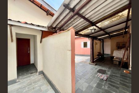Casa para alugar com 350m², 4 quartos e 4 vagasQuintal e edícula 