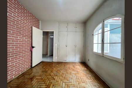 Casa para alugar com 350m², 4 quartos e 4 vagasQuarto 2
