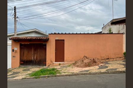 Casa para alugar com 350m², 4 quartos e 4 vagasFachada  da casa