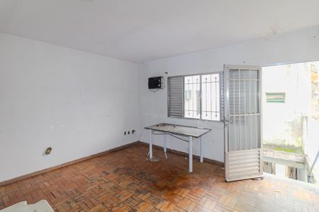 Casa para alugar com 132m², 2 quartos e sem vaga Casa para alugar com 132m², 2 quartos e sem vagaSala