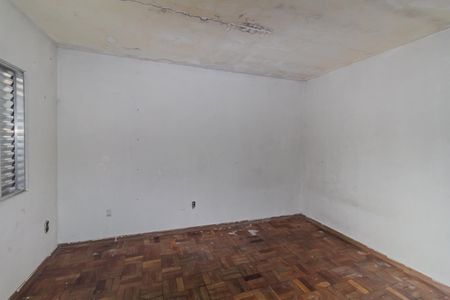 Quarto 2 de casa para alugar com 2 quartos, 132m² em São Lucas, São Paulo