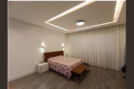 Casa à venda com 3 quartos, 410m² em Fernão Dias, Belo Horizonte