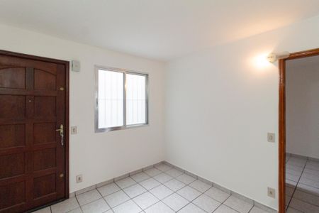 Apartamento para alugar com 41m², 2 quartos e 1 vaga Apartamento para alugar com 41m², 2 quartos e 1 vagaSala