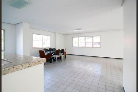 Apartamento para alugar com 60m², 1 quarto e 1 vagaÁrea comum - Salão de festas