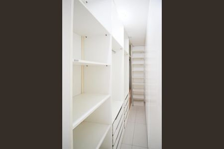 Apartamento para alugar com 60m², 1 quarto e 1 vagaCloset da Suíte 