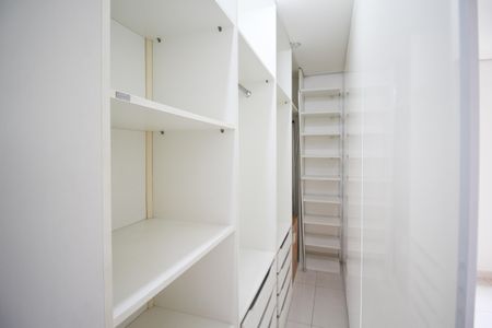 Apartamento para alugar com 60m², 1 quarto e 1 vagaCloset da Suíte 