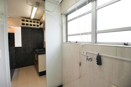Apartamento para alugar com 60m², 1 quarto e 1 vagaÁrea de Serviço