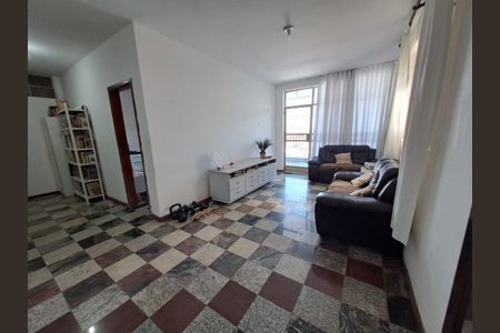 Casa à venda com 3 quartos, 250m² em Pirajá, Belo Horizonte