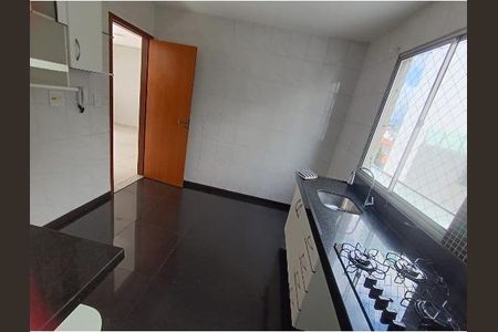 Apartamento à venda com 75m², 3 quartos e 1 vaga