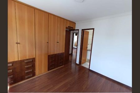 Apartamento à venda com 75m², 3 quartos e 1 vaga