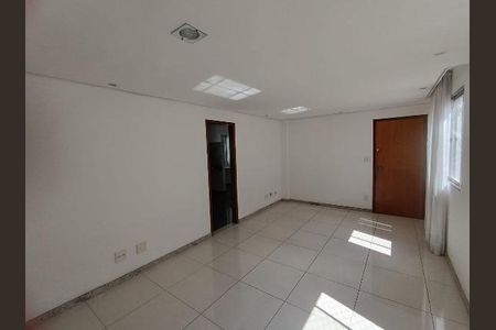 Apartamento à venda com 75m², 3 quartos e 1 vaga