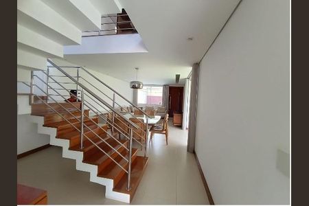 Apartamento à venda com 255m², 4 quartos e 6 vagas