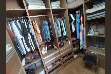 Apartamento à venda com 255m², 4 quartos e 6 vagas