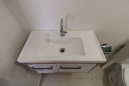 Apartamento para alugar com 34m², 2 quartos e sem vagaBanheiro