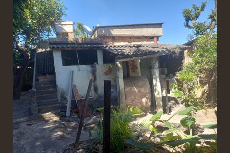 Casa à venda com 360m², 3 quartos e 2 vagas