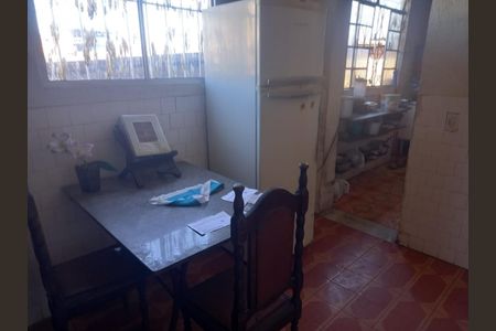 Casa à venda com 360m², 3 quartos e 2 vagas