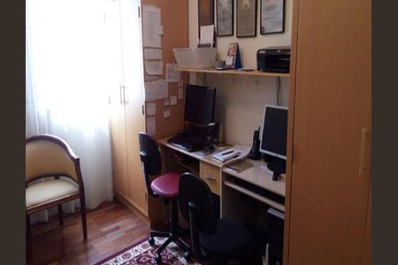 Casa à venda com 3 quartos, 240m² em Mirandópolis, São Paulo