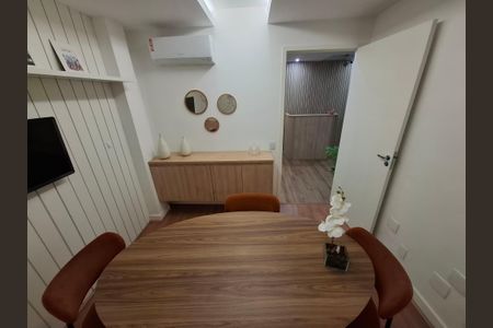 Quarto 1 de apartamento para alugar com 2 quartos, 120m² em Centro, Rio de Janeiro