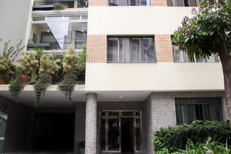 Apartamento à venda com 242m², 3 quartos e 1 vaga