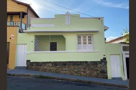 Casa à venda com 4 quartos, 180m² em Colégio Batista, Belo Horizonte