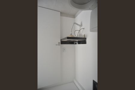 Apartamento à venda com 64m², 3 quartos e 2 vagasBanheiro Social