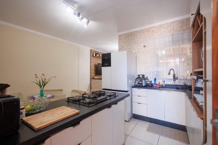 Casa para alugar com 300m², 3 quartos e 2 vagasCozinha