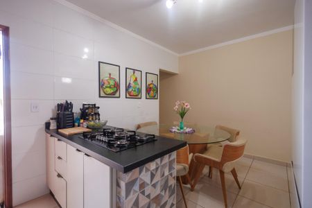 Cozinha de casa para alugar com 3 quartos, 300m² em Residencial Estoril, Taubaté