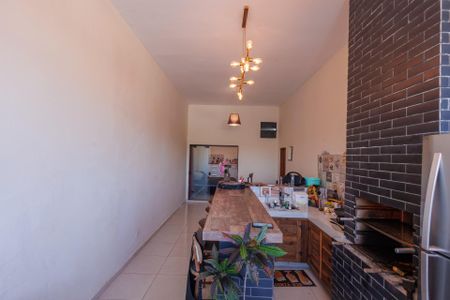 Casa para alugar com 300m², 3 quartos e 2 vagasChurrasqueira