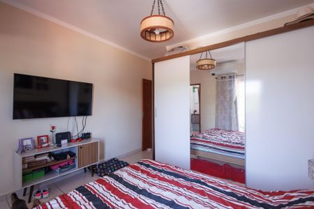 Casa para alugar com 300m², 3 quartos e 2 vagasSuíte 1