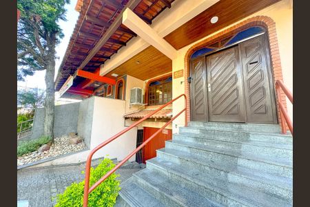 Apartamento para alugar com 70m², 1 quarto e sem vagaEntrada