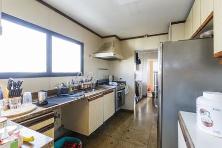 Apartamento à venda com 345m², 3 quartos e 3 vagasCozinha