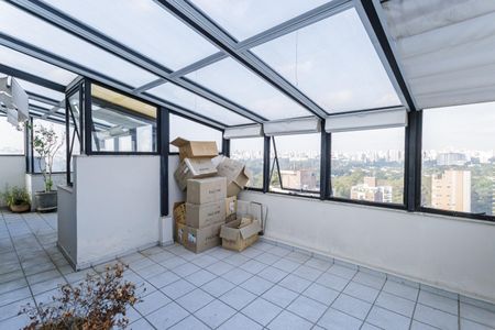 Apartamento à venda com 345m², 3 quartos e 3 vagasCobertura
